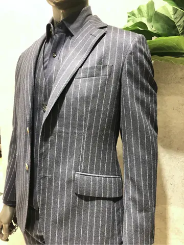 JOSEPH ABBOUD 二澤 コーディネート画像