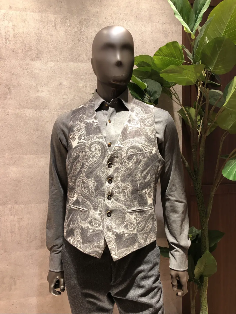 JOSEPH ABBOUD 二澤 コーディネート画像