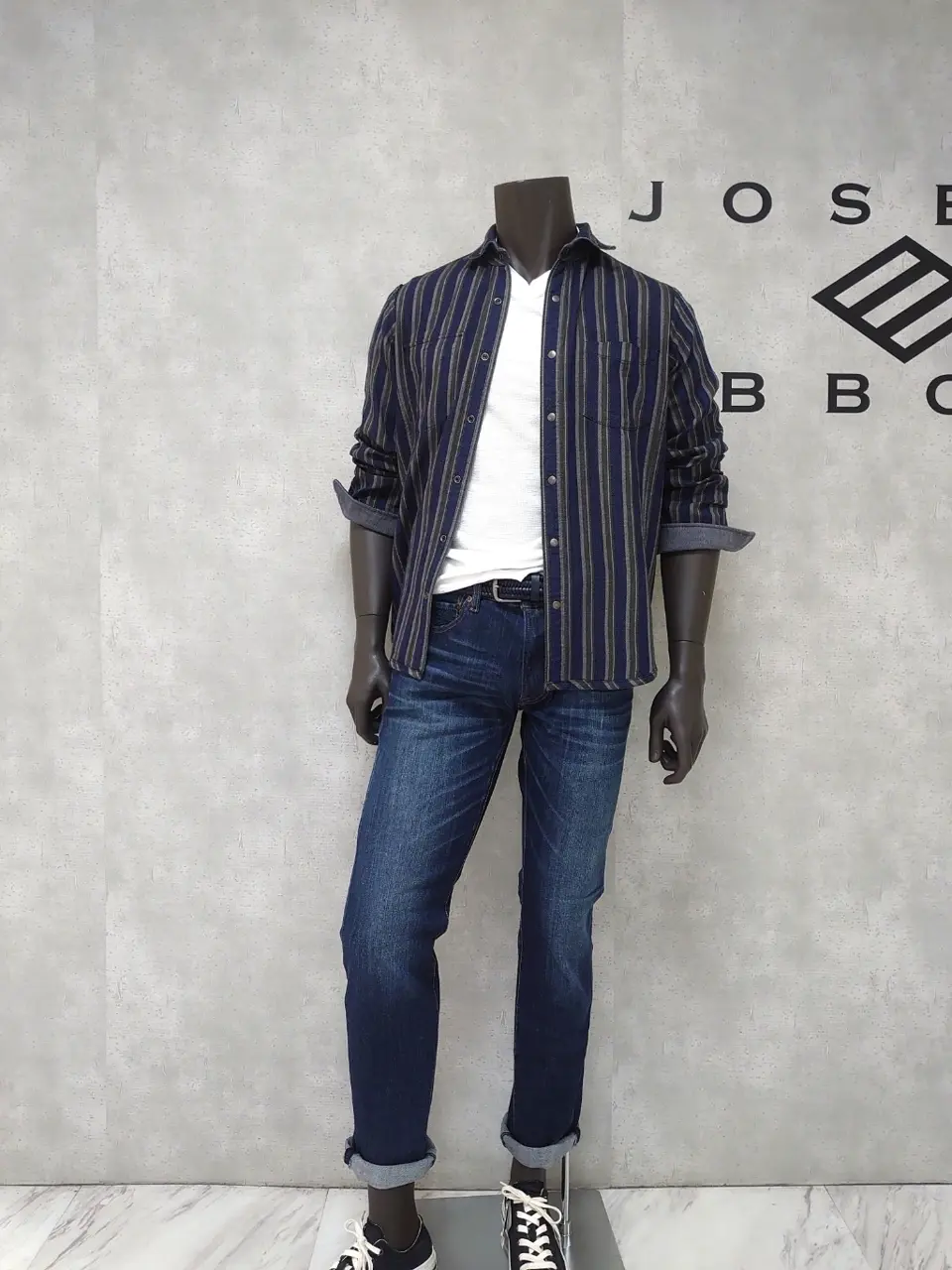JOSEPH ABBOUD 石川 コーディネート画像