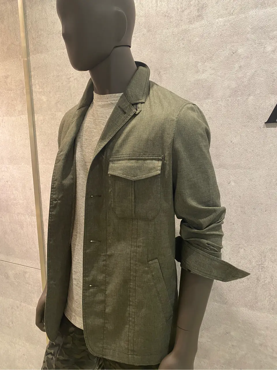 JOSEPH ABBOUD 東　 コーディネート画像