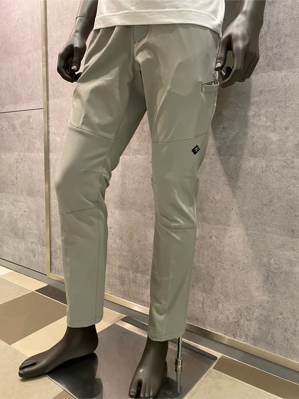 JOSEPH ABBOUD 東　 コーディネート画像