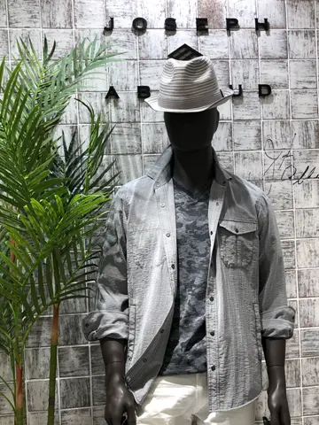 JOSEPH ABBOUD 西村 コーディネート画像