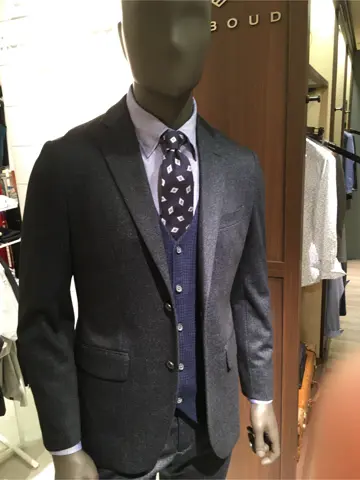 JOSEPH ABBOUD 大坪 コーディネート画像