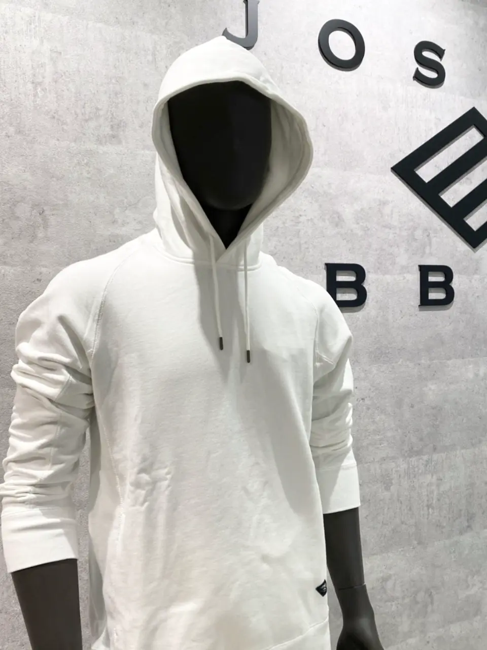 JOSEPH ABBOUD 東　 コーディネート画像