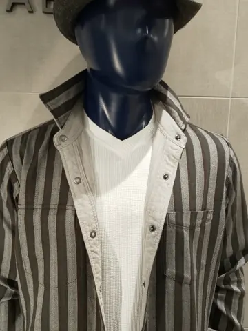 JOSEPH ABBOUD 吉川 コーディネート画像