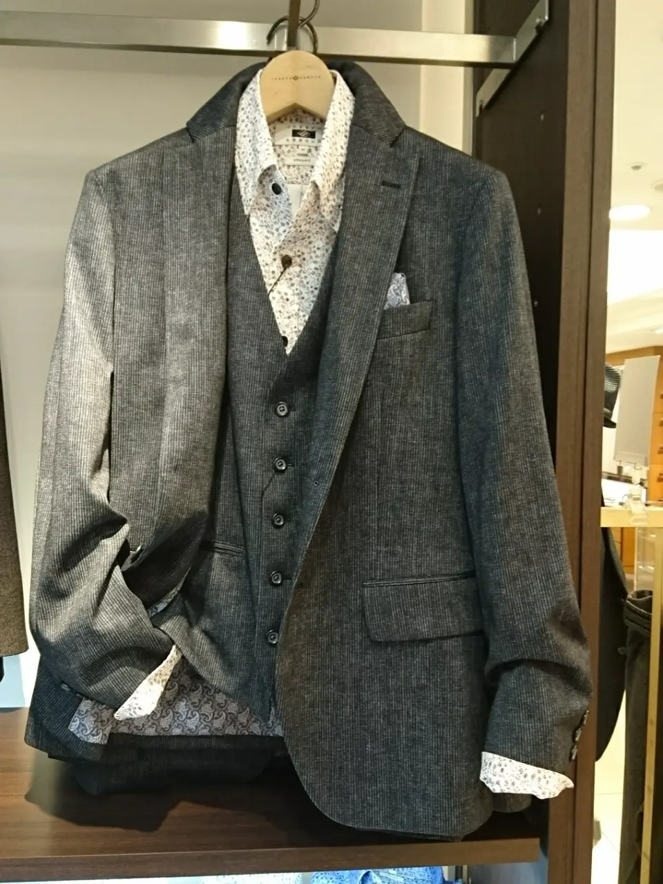 JOSEPH ABBOUD 大野 コーディネート画像
