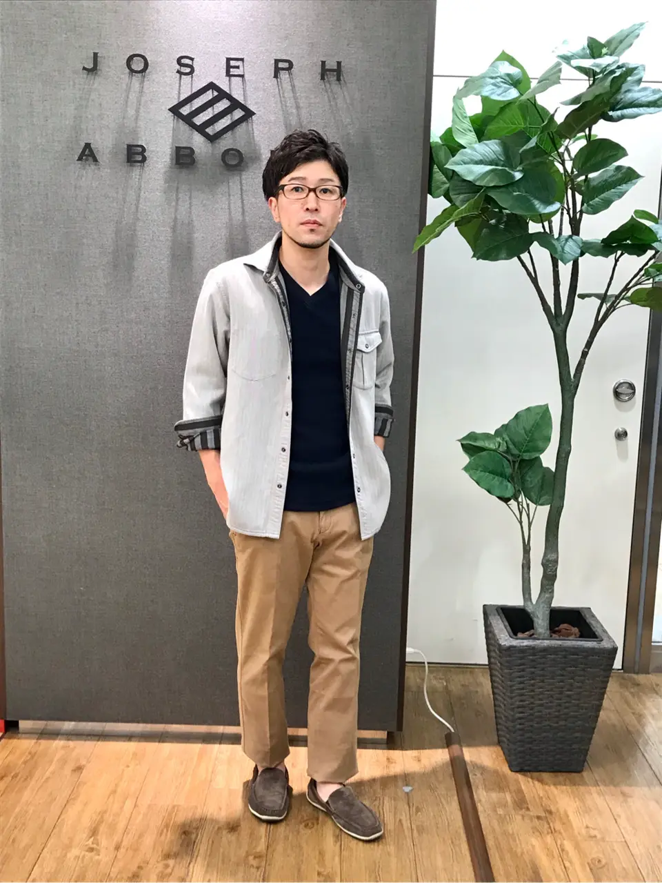 JOSEPH ABBOUD 岡部 コーディネート画像