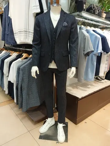 JOSEPH ABBOUD 竹田 コーディネート画像