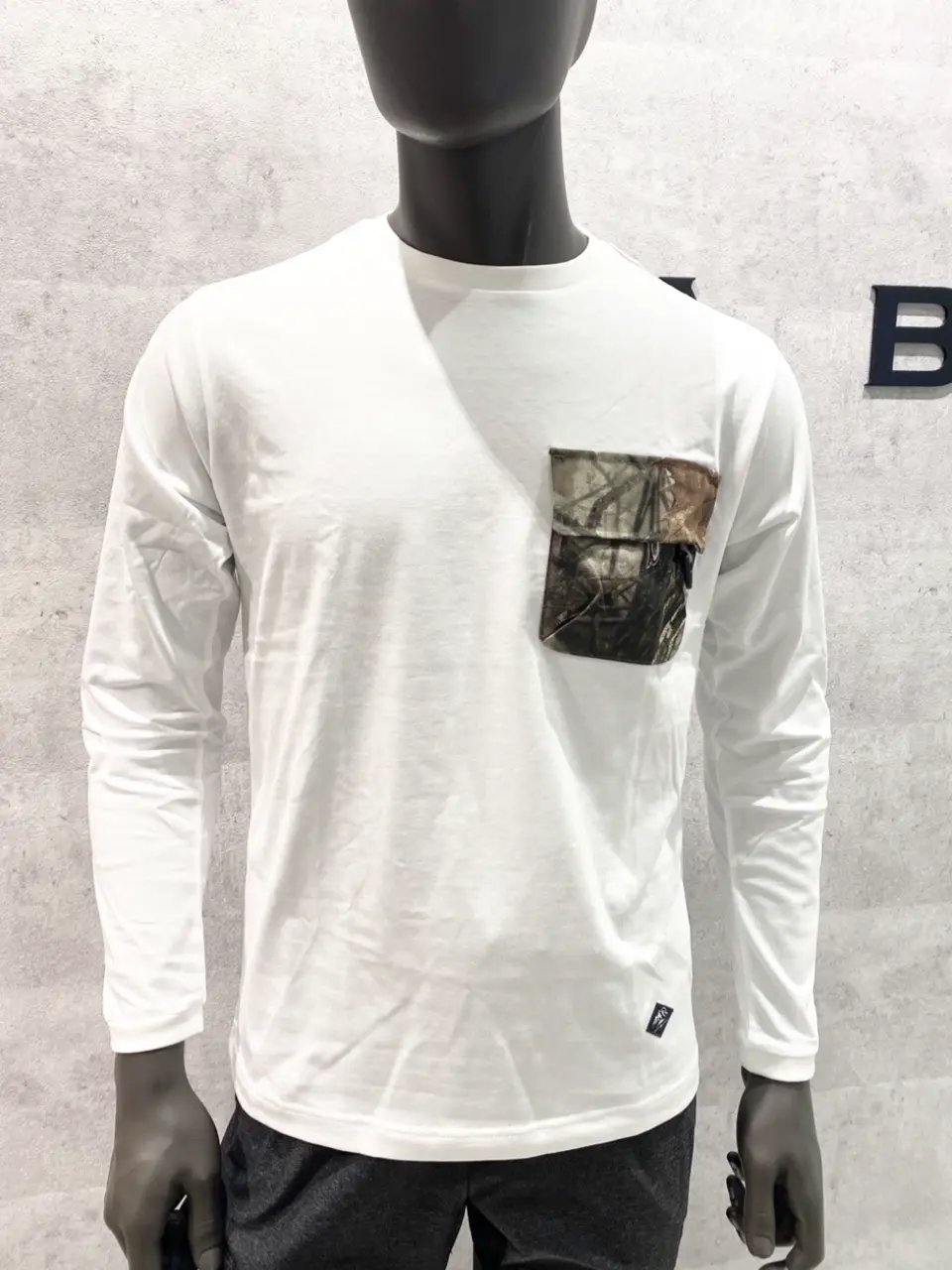 JOSEPH ABBOUD 東　 コーディネート画像