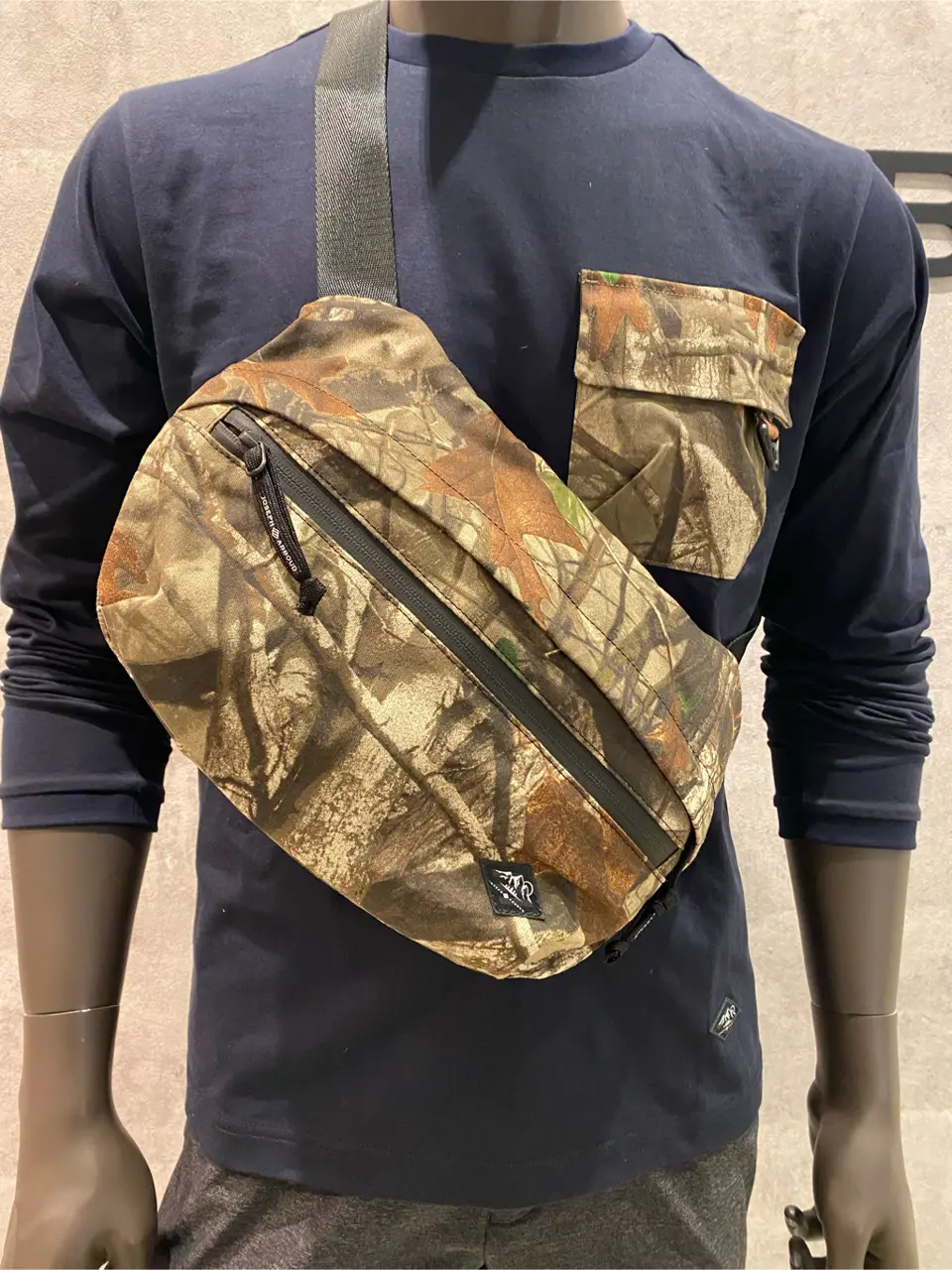  東　 コーディネート画像