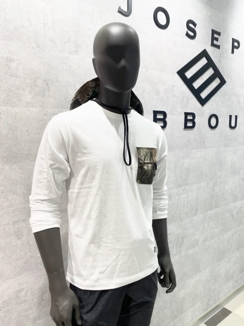 JOSEPH ABBOUD 東　 コーディネート画像