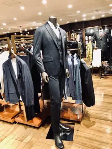 JOSEPH ABBOUD 新林 コーディネート画像