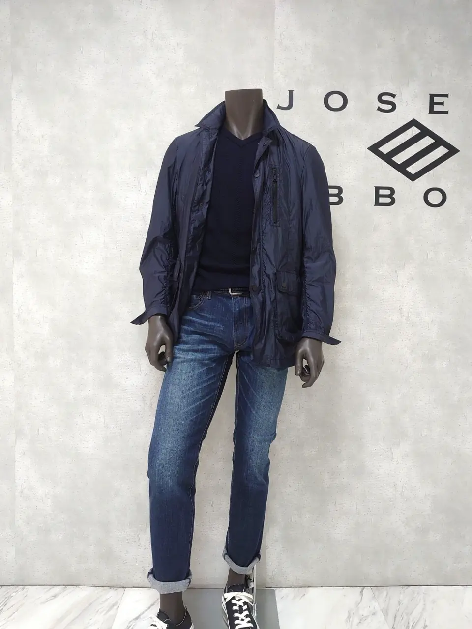 JOSEPH ABBOUD 石川 コーディネート画像