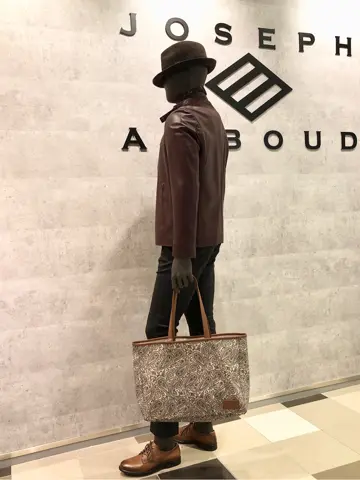 JOSEPH ABBOUD 二澤 コーディネート画像