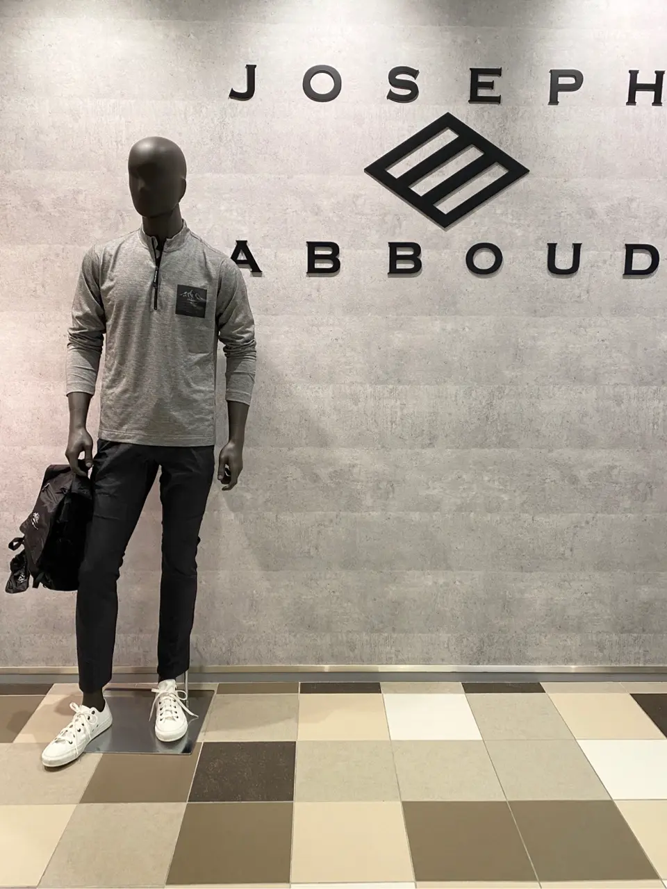  東　 コーディネート画像