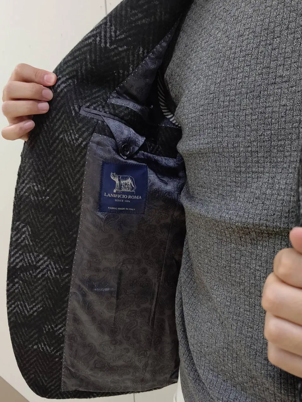 JOSEPH ABBOUD 大坪 コーディネート画像