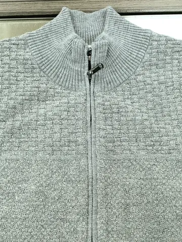 JOSEPH ABBOUD 中西 コーディネート画像