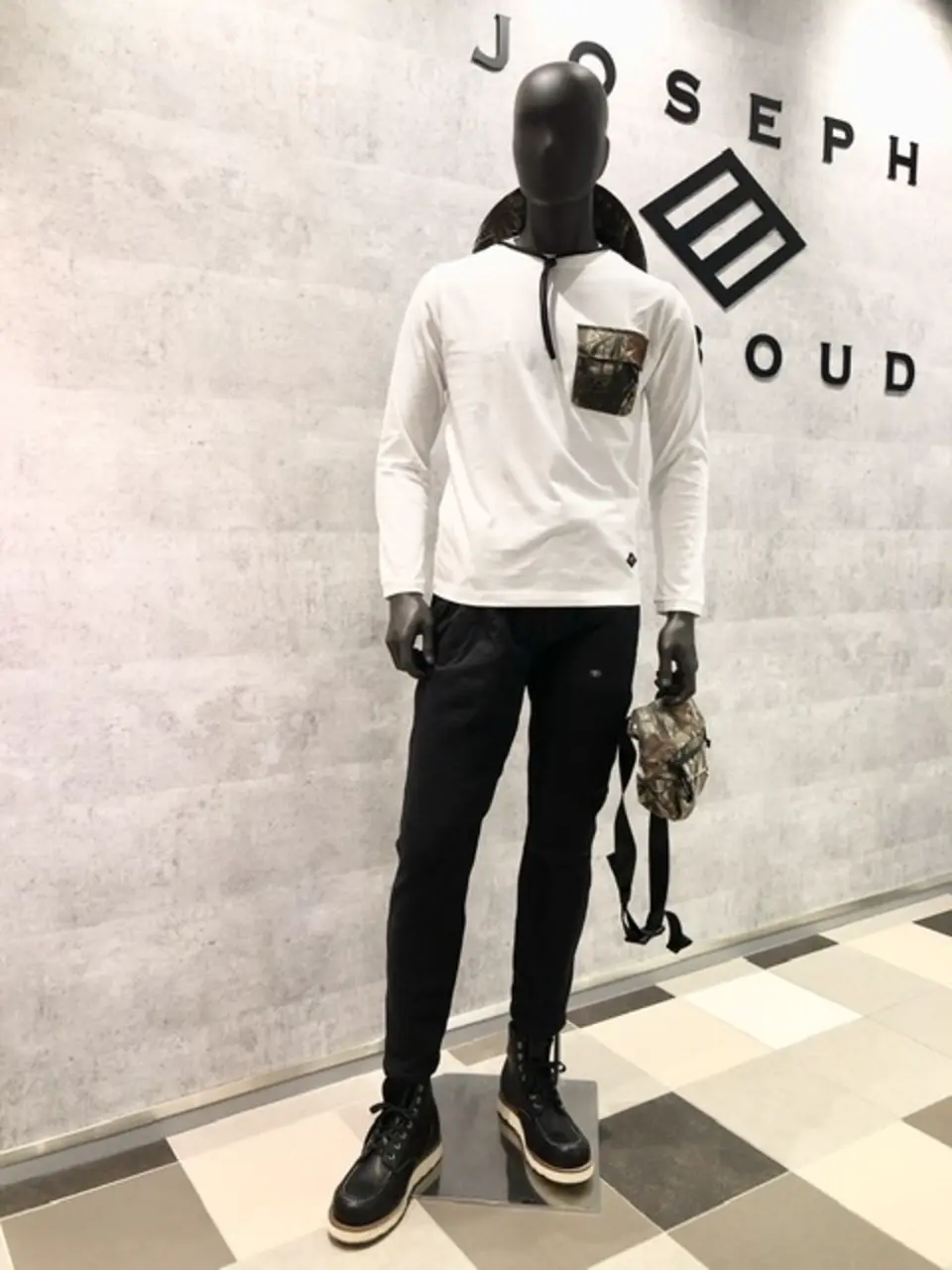 JOSEPH ABBOUD 二澤 コーディネート画像