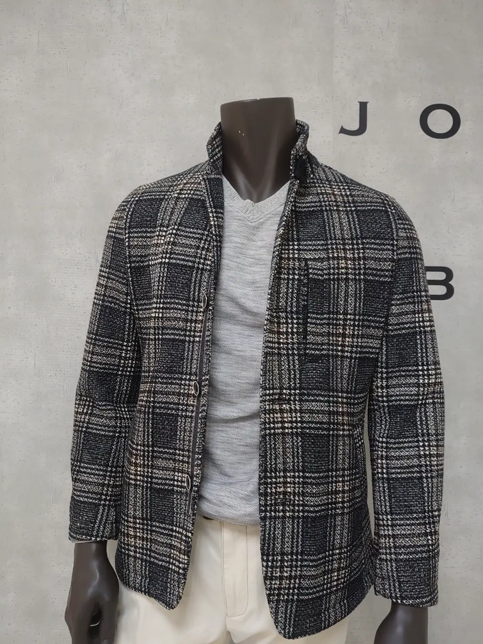 JOSEPH ABBOUD 石川 コーディネート画像