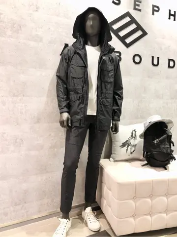 JOSEPH ABBOUD 二澤 コーディネート画像