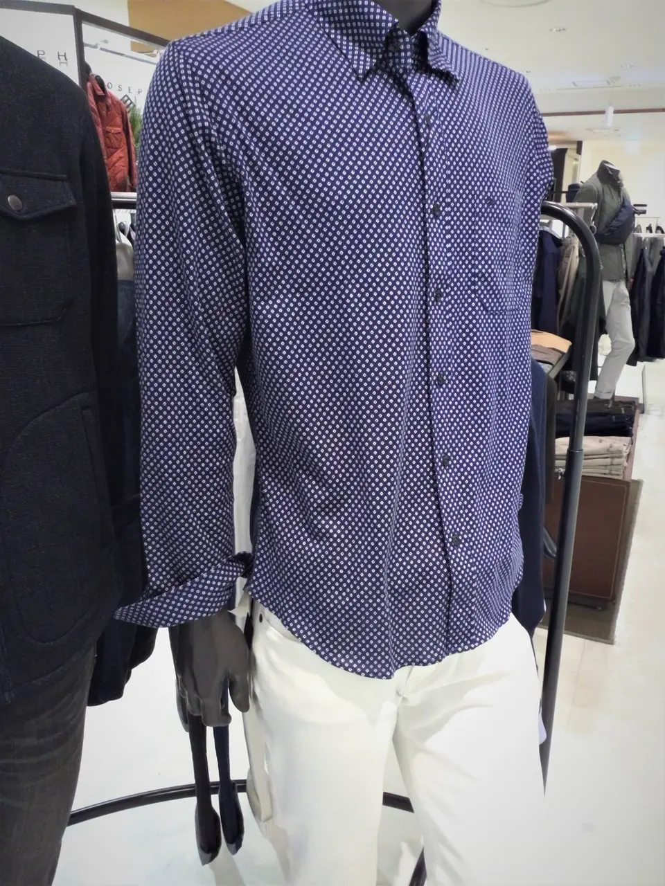 JOSEPH ABBOUD 前田 コーディネート画像