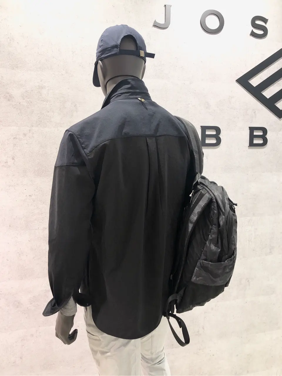 JOSEPH ABBOUD 二澤 コーディネート画像