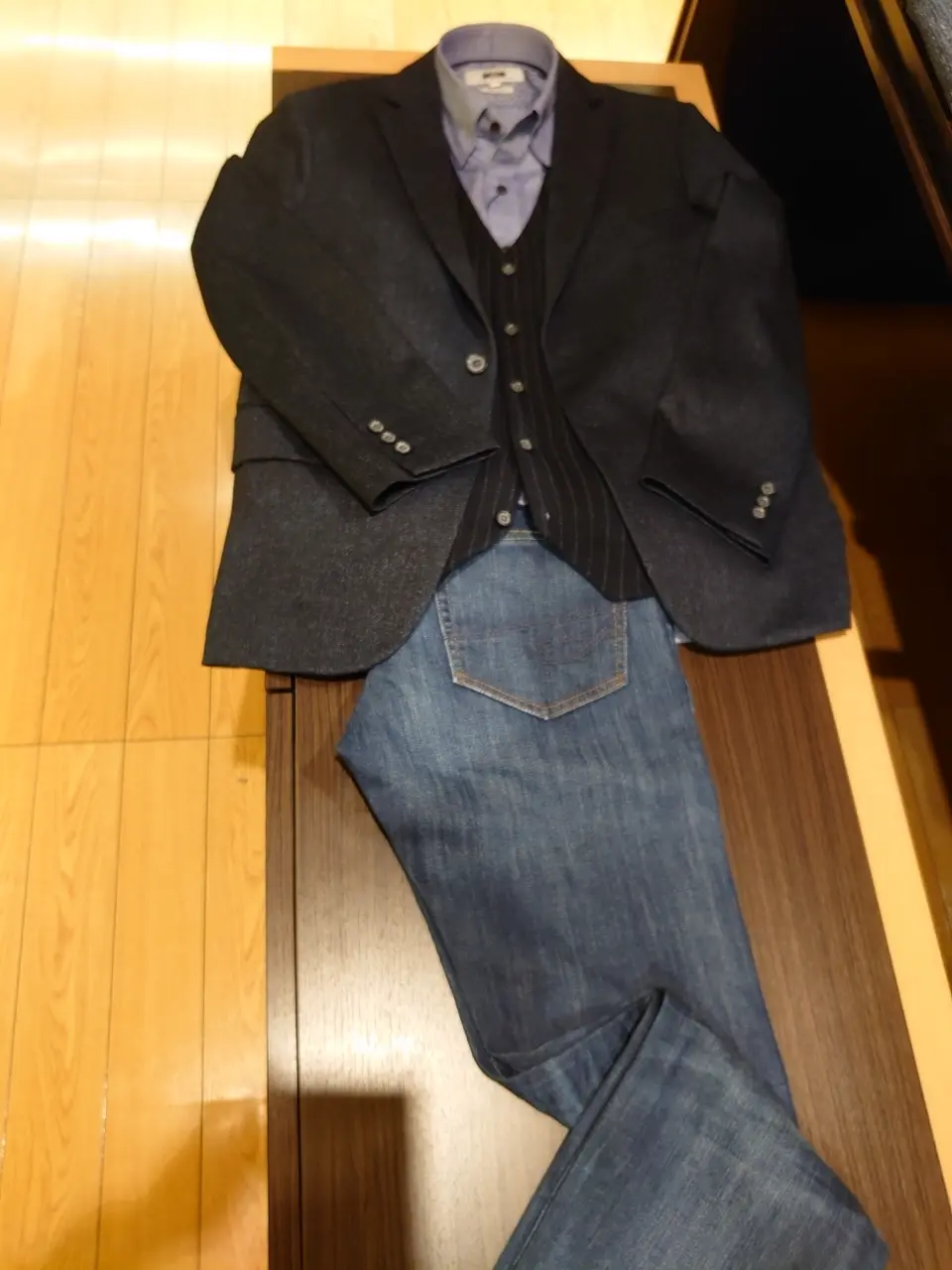 JOSEPH ABBOUD 三宅 コーディネート画像