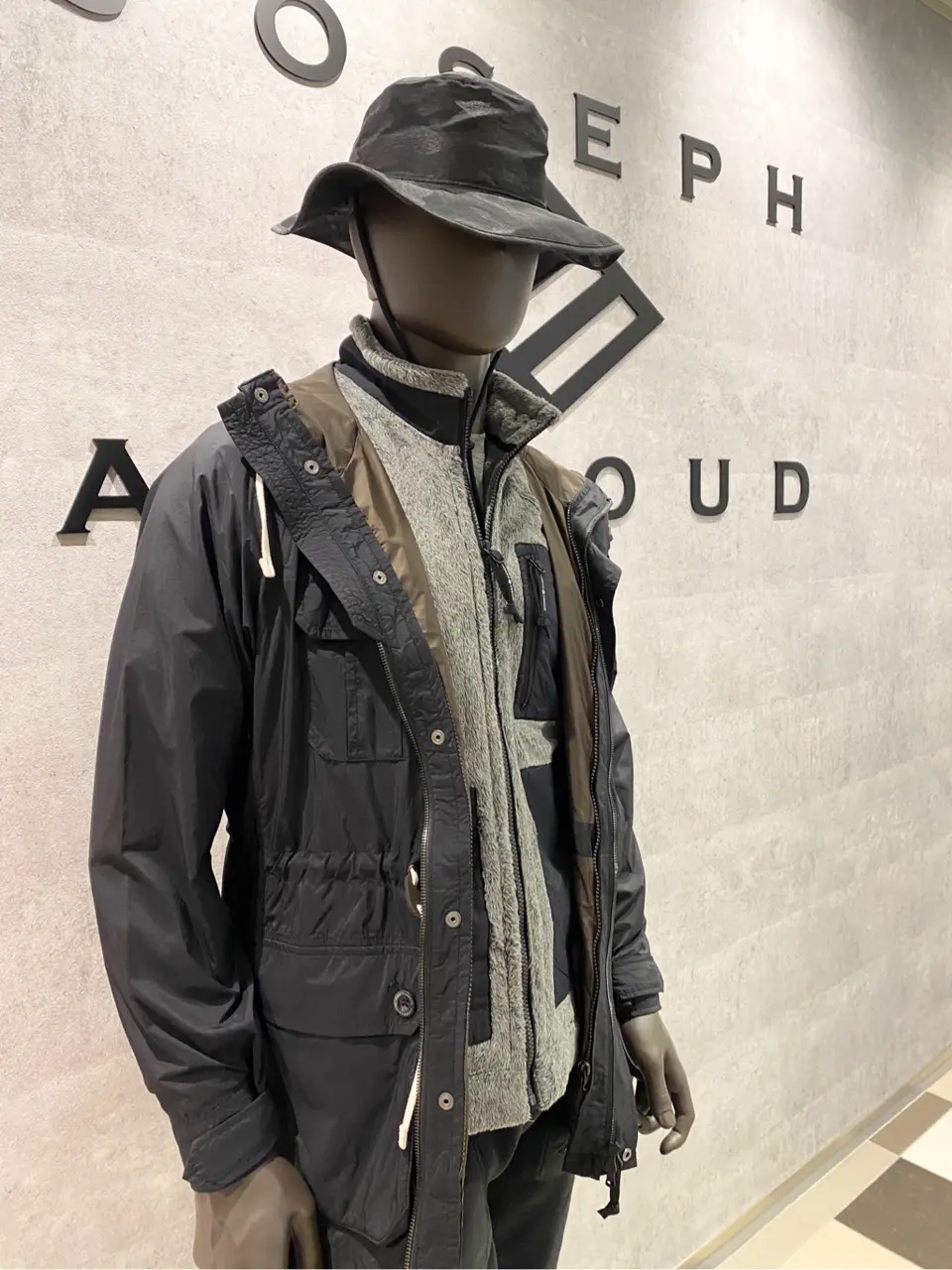 JOSEPH ABBOUD 東　 コーディネート画像