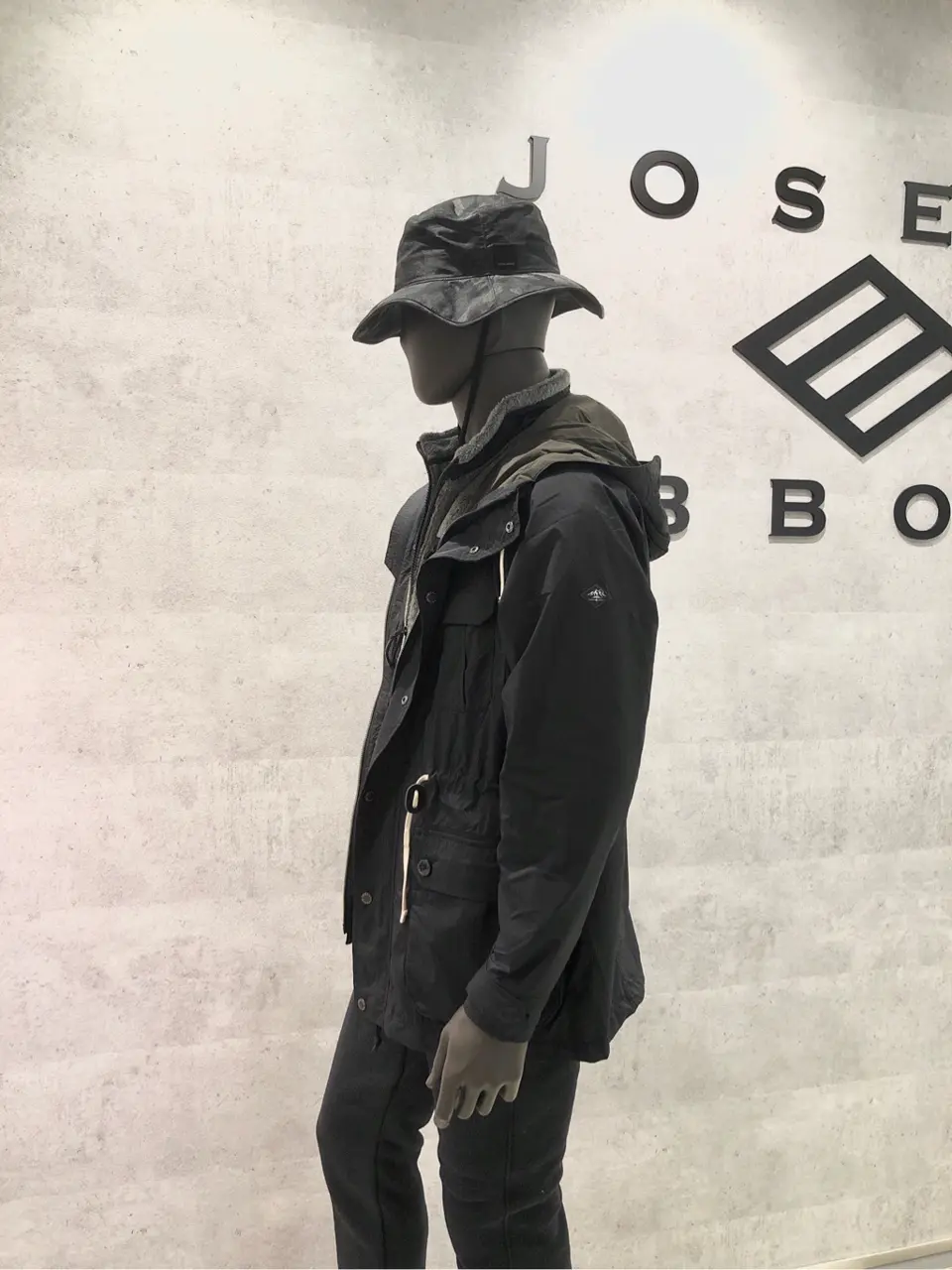 JOSEPH ABBOUD 二澤 コーディネート画像