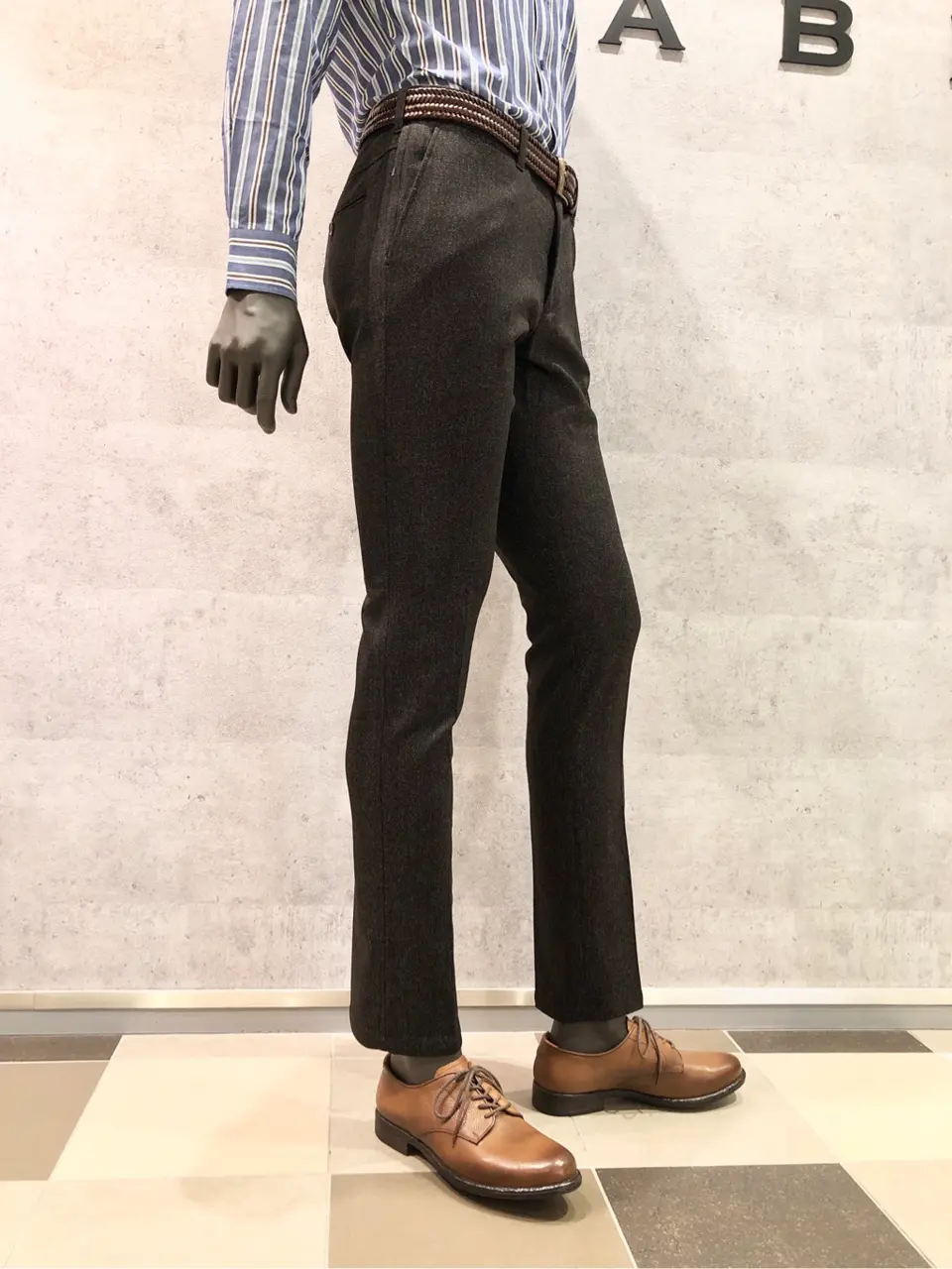 JOSEPH ABBOUD 二澤 コーディネート画像