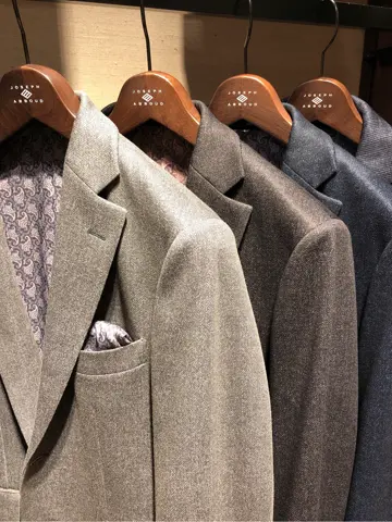 JOSEPH ABBOUD 二澤 コーディネート画像