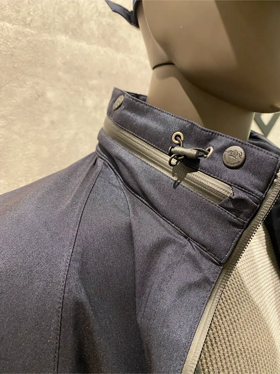 JOSEPH ABBOUD 東　 コーディネート画像