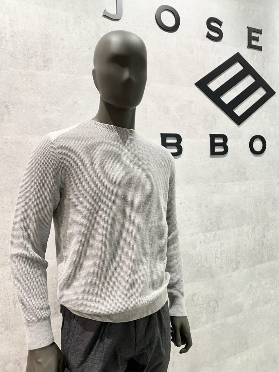 JOSEPH ABBOUD 東　 コーディネート画像