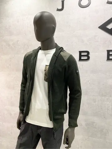 JOSEPH ABBOUD 東　 コーディネート画像