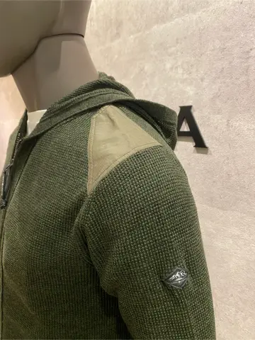 JOSEPH ABBOUD 東　 コーディネート画像