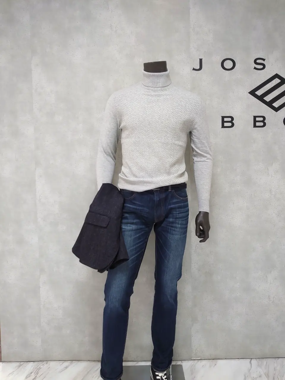 JOSEPH ABBOUD 石川 コーディネート画像