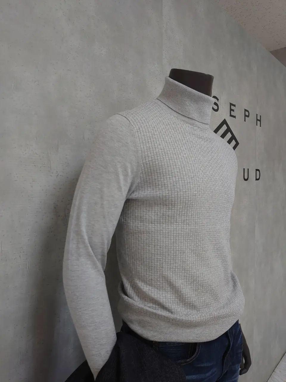 JOSEPH ABBOUD 石川 コーディネート画像