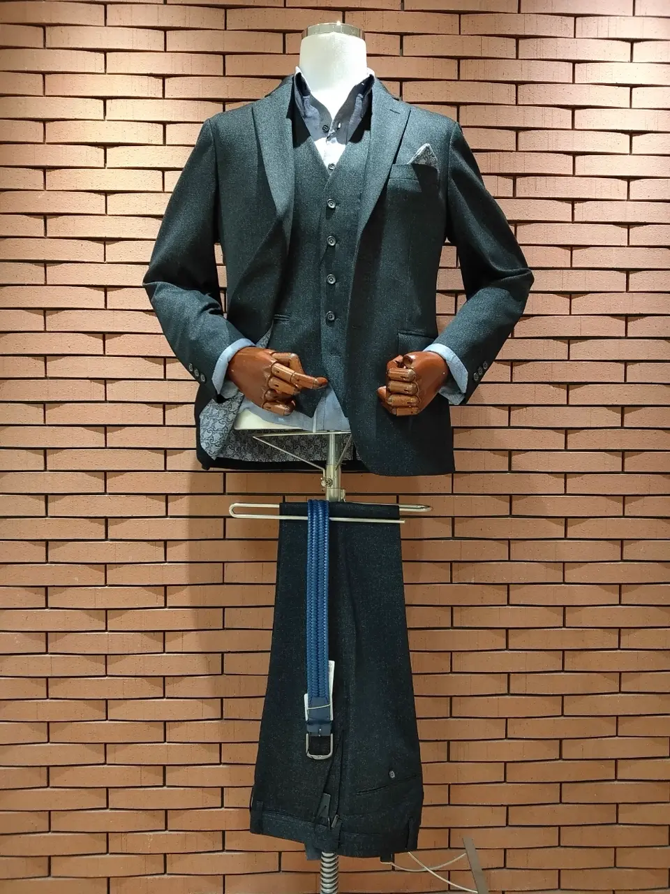  袋地 コーディネート画像