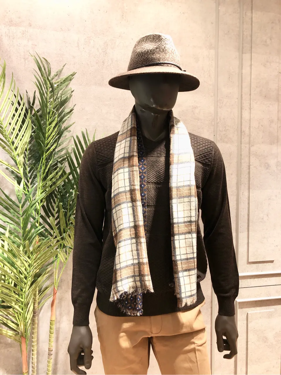 JOSEPH ABBOUD 二澤 コーディネート画像