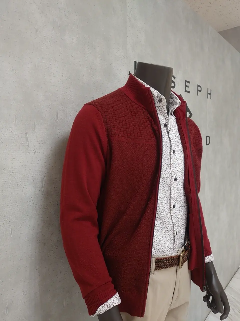 JOSEPH ABBOUD 石川 コーディネート画像