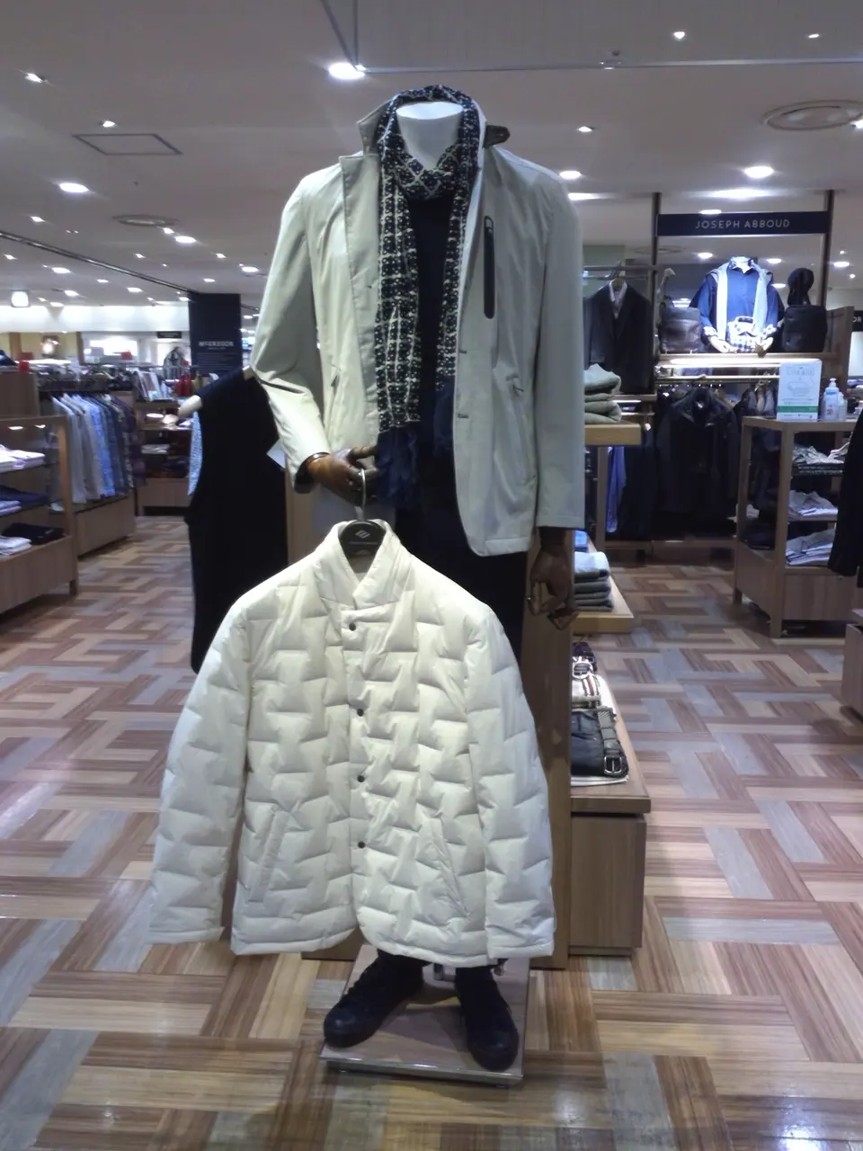 JOSEPH ABBOUD 森部 コーディネート画像