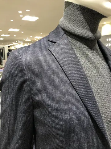 JOSEPH ABBOUD 北洞 コーディネート画像