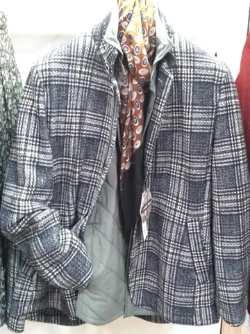 JOSEPH ABBOUD 中島 コーディネート画像