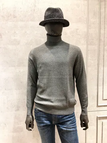 JOSEPH ABBOUD 二澤 コーディネート画像