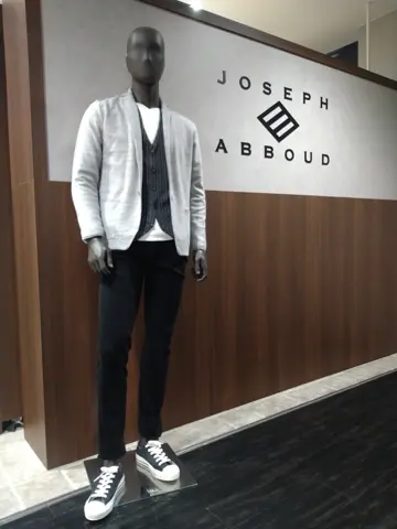 JOSEPH ABBOUD 重留 コーディネート画像