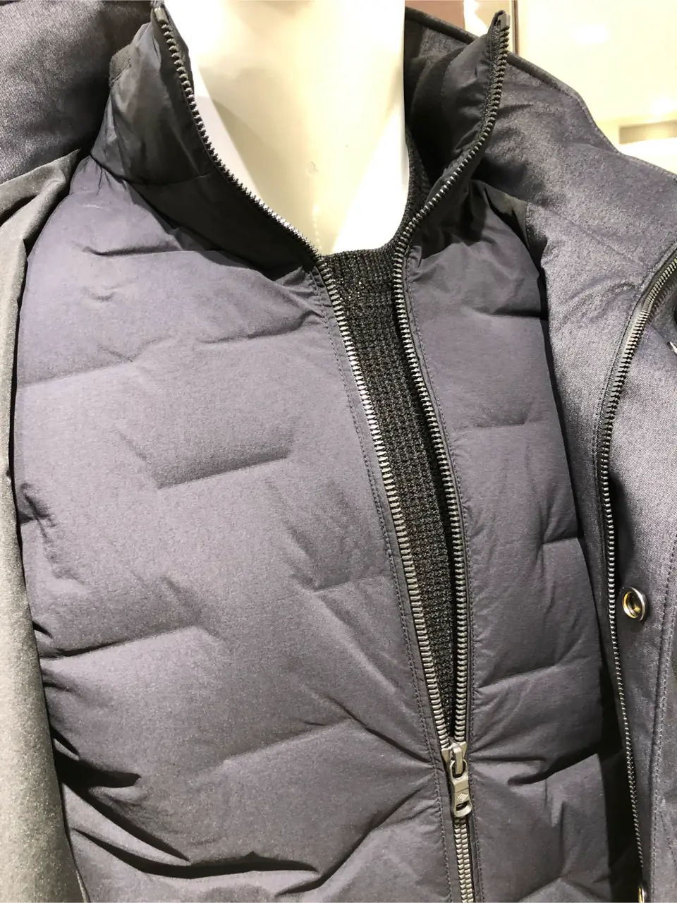 JOSEPH ABBOUD 北洞 コーディネート画像