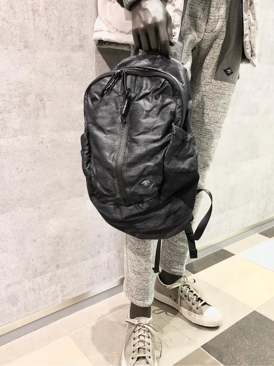 JOSEPH ABBOUD 二澤 コーディネート画像