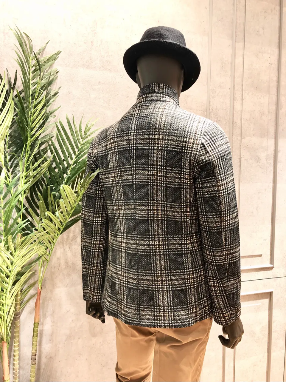 JOSEPH ABBOUD 二澤 コーディネート画像