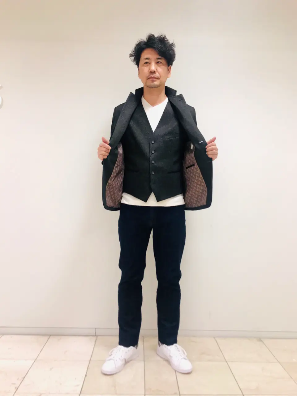 JOSEPH ABBOUD 植岡 コーディネート画像