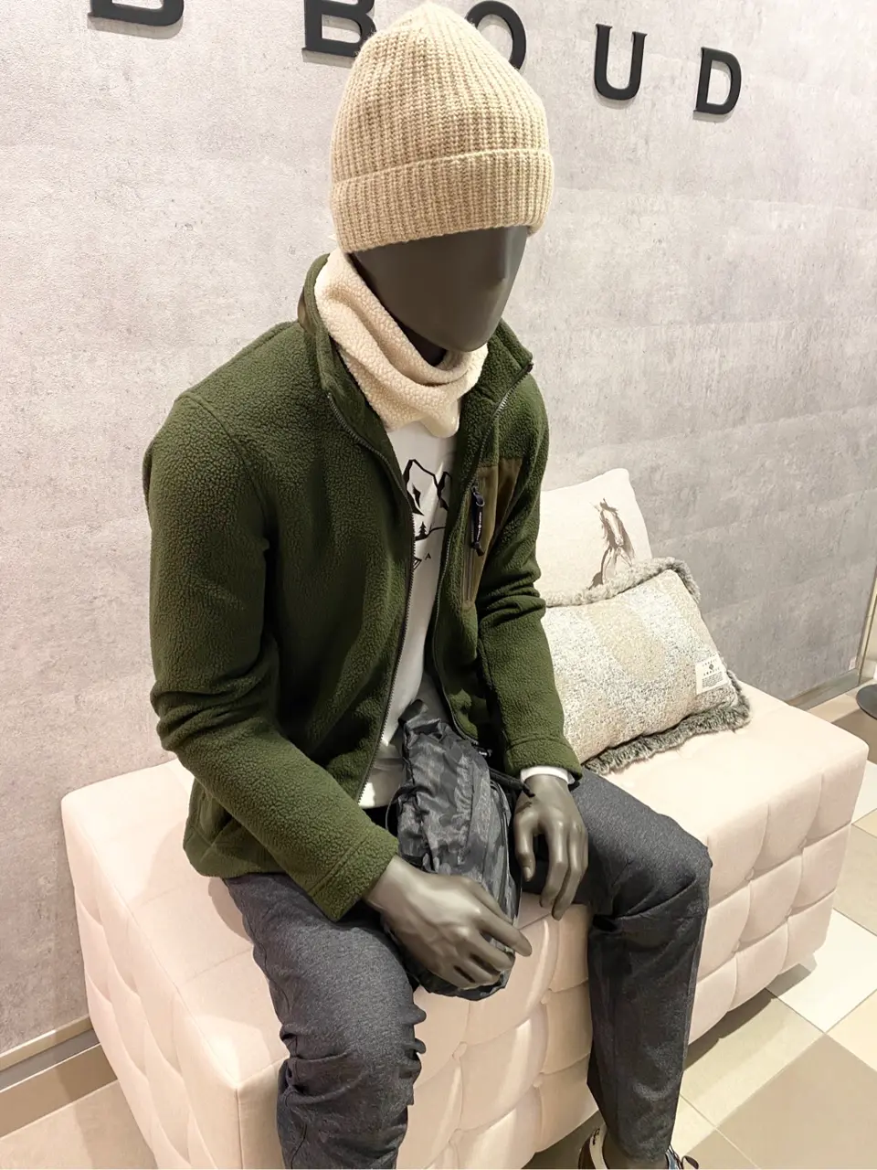 JOSEPH ABBOUD 東　 コーディネート画像